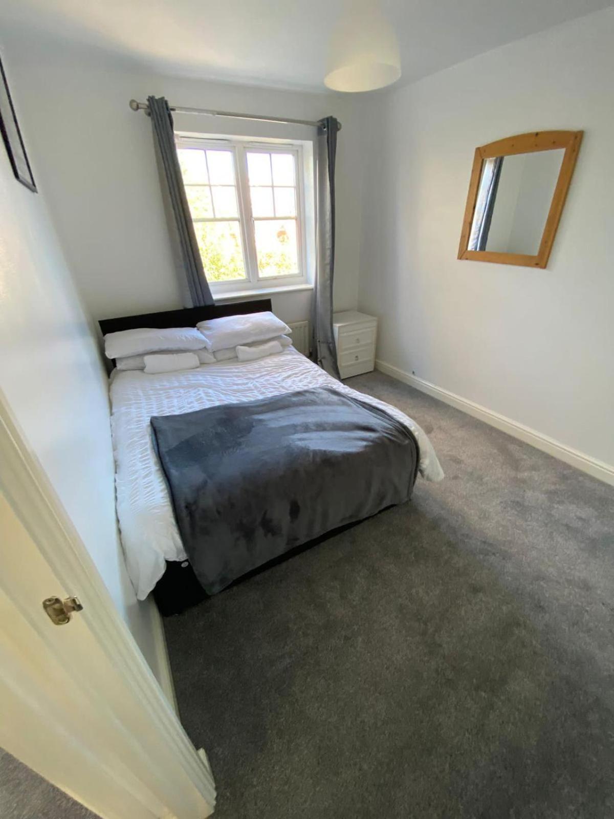 Maidstone Villa 3 Bedroom Free Sports Channels,Parking Sleeps 7 Ngoại thất bức ảnh