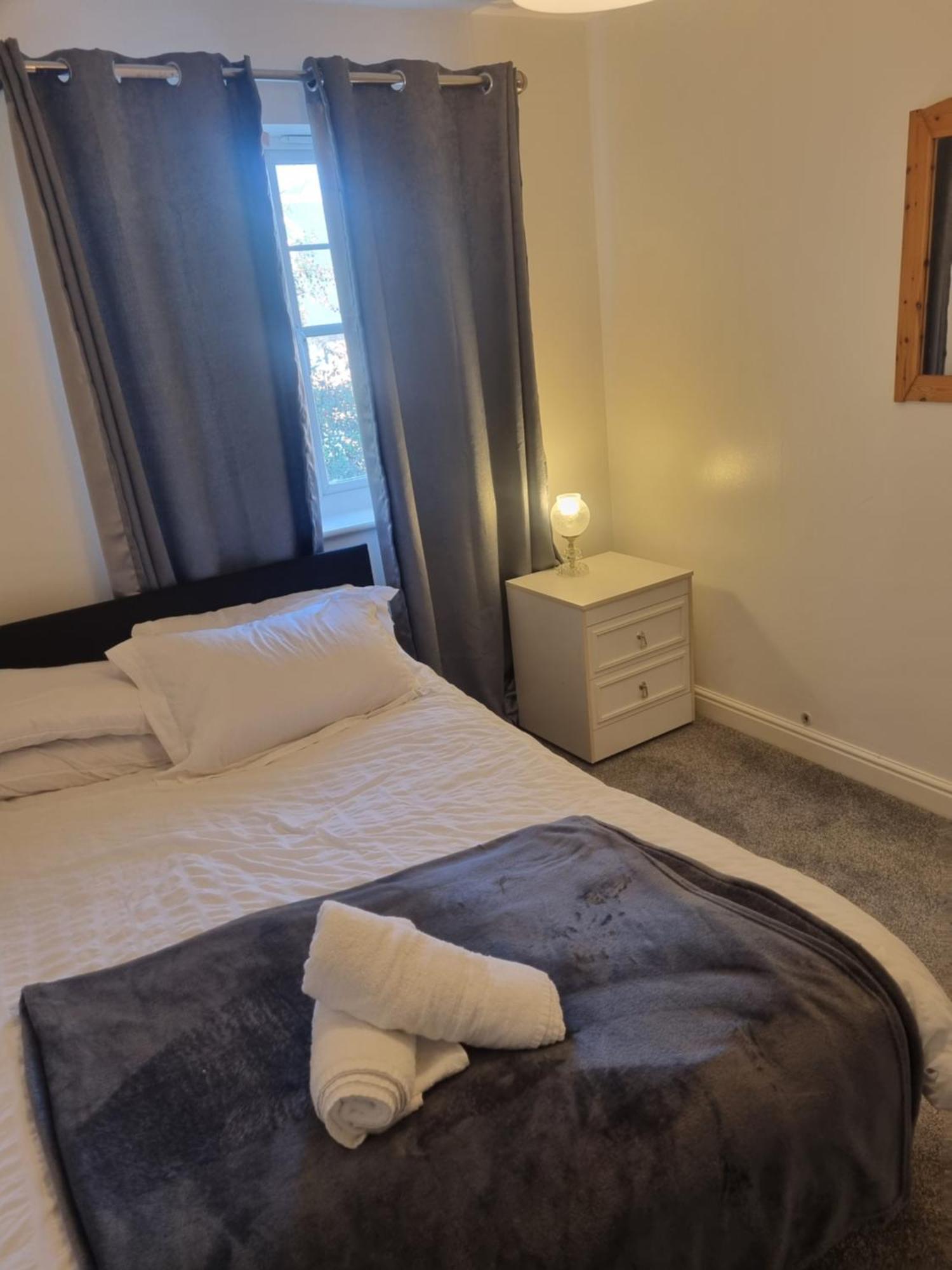 Maidstone Villa 3 Bedroom Free Sports Channels,Parking Sleeps 7 Ngoại thất bức ảnh