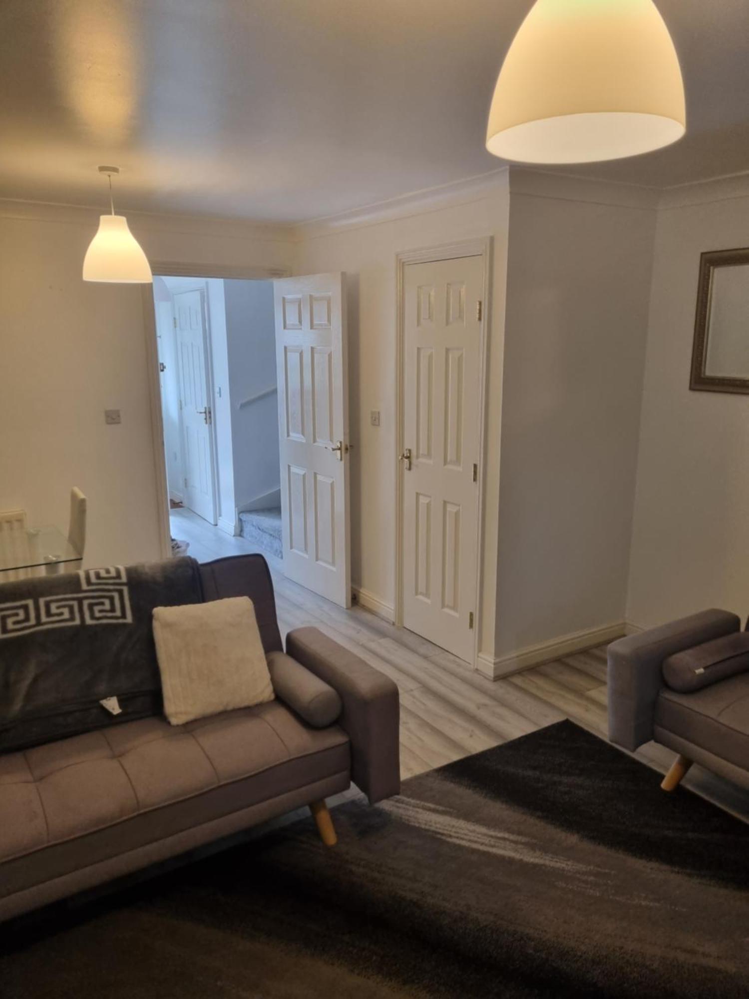 Maidstone Villa 3 Bedroom Free Sports Channels,Parking Sleeps 7 Ngoại thất bức ảnh
